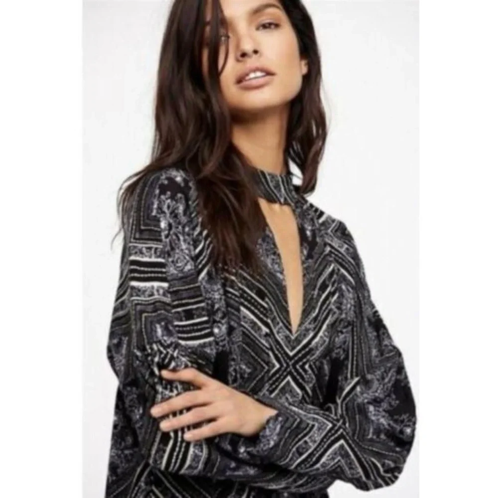 Free People Walking on a Dream Long Sleeve Flowy Sexy Black Keyhole Neck Tunic S